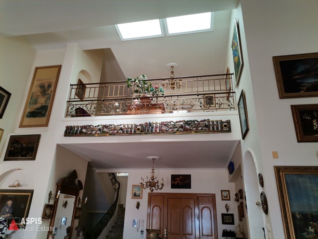 Βίλλα 816 τ.μ. προς πώληση, Αθήνα - Ανατολικά Προάστια, Κορωπί