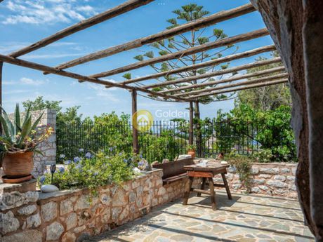 Hotel 308sqm for sale-Oitilos » Kafiona