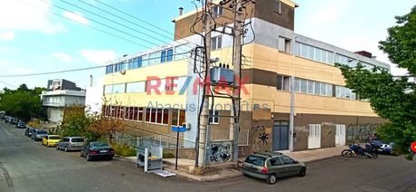 Business bulding 1.610 sqm for sale