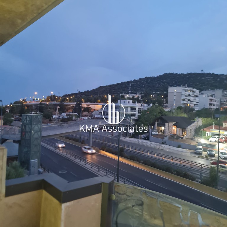 Επιχειρηματικό κτίριο 940 τ.μ. προς πώληση, Σταυρός Αγίας Παρασκευής