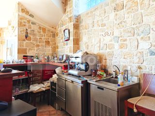 Κατάστημα 300 τ.μ. προς πώληση, Σούλι Σικυώνας-thumb-18