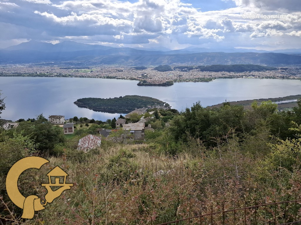 Οικόπεδο 900 τ.μ. πρός πώληση, Ν. Ιωαννίνων, Πέραμα