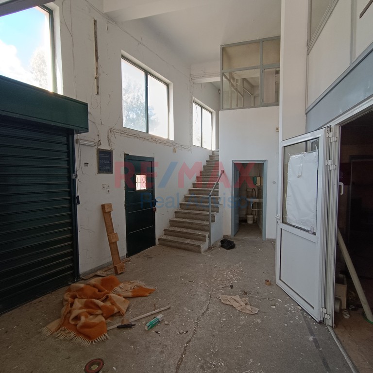 Βιομηχανικός χώρος 313 τ.μ. προς πώληση, Νέα Φιλαδέλφεια Αττικής