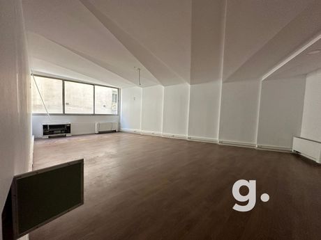 Γραφείο 500τ.μ. για ενοικίαση-Εξάρχεια - νεάπολη