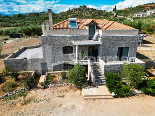 Μονοκατοικία 280 τ.μ. για πώληση, Αργολίδα, Ναύπλιο-thumb-1
