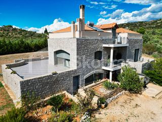 Μονοκατοικία 280 τ.μ. για πώληση