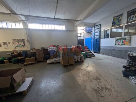 Warehouse 250sqm for rent-Peristeri