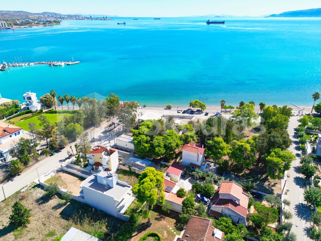 Οικόπεδο 214,60 τ.μ. προς πώληση, Ισθμία