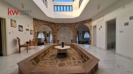 Bungalow 308τ.μ. για πώληση-Ορόκλινη (βορόκλινη)