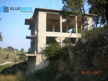 Building 200 sqm for sale