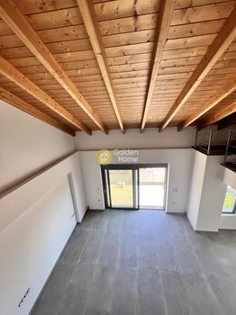 Maisonette 95sqm for sale-Paiania » Center