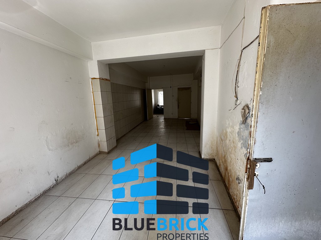 Επιχειρηματικό κτίριο 822 τ.μ. προς πώληση, Πλατεία Κουμουνδούρου
