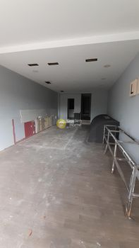 Store 85sqm for rent-Livadeia » Perachori