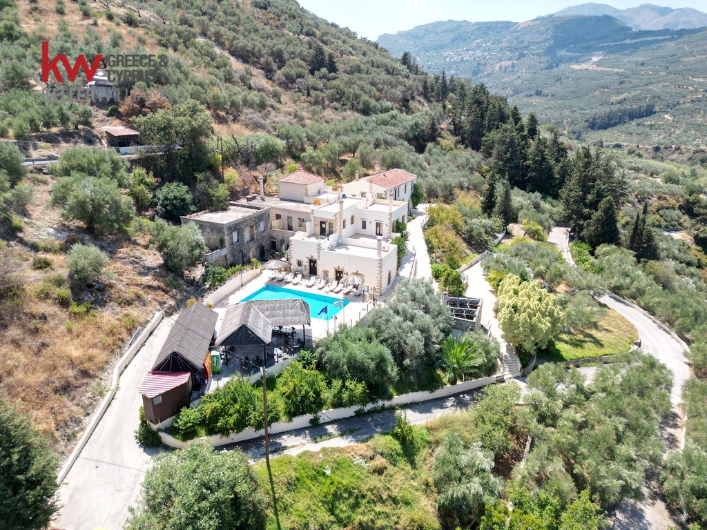 Συγκρότημα διαμερισμάτων 702 τ.μ. προς πώληση, Βουλγάρω