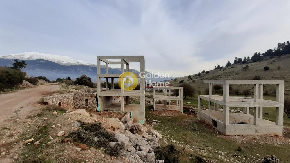 Συγκρότημα διαμερισμάτων 426 τ.μ. προς πώληση, Καλύβια Αράχοβας