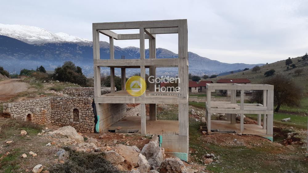 Συγκρότημα διαμερισμάτων 426 τ.μ. προς πώληση, Καλύβια Αράχοβας