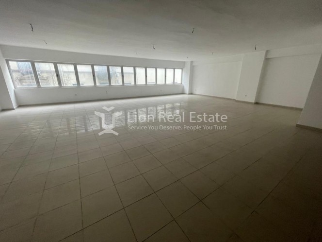 Επιχειρηματικό κτίριο 1.995 τ.μ. πρός πώληση, Αθήνα - Κέντρο, Κέντρο