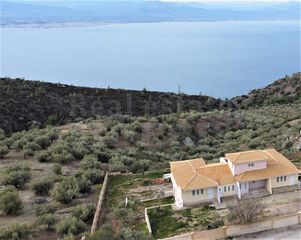 Μονοκατοικία 840 τ.μ. για πώληση