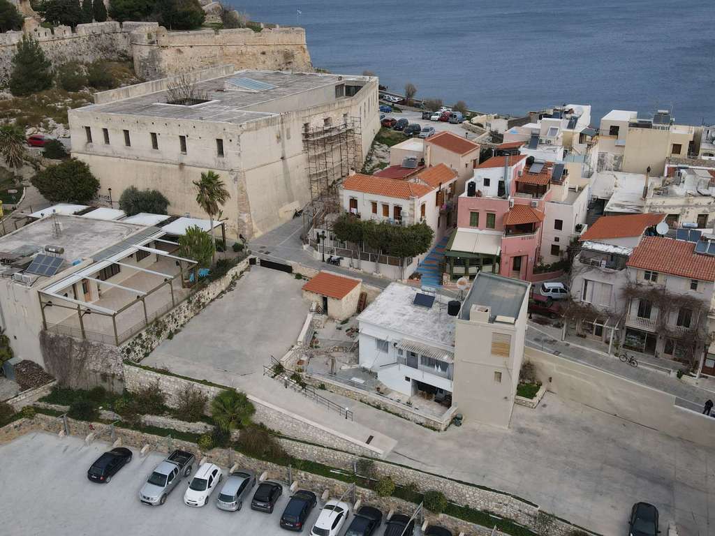 Land plot 2.086 sqm for sale, Rethymno Prefecture, Rethimno