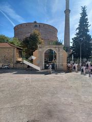 Κατάστημα 390 τ.μ. πρός πώληση