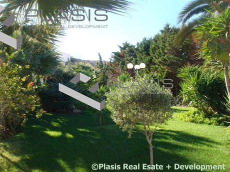 Detached home 1.000 sqm for sale