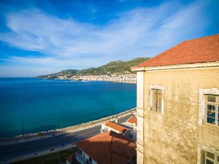 Επιχειρηματικό κτίριο 5.500 τ.μ. για πώληση, Ν. Σάμου, Σάμος-thumb-2