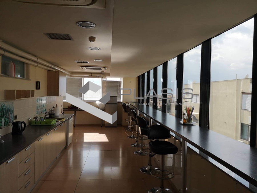 Γραφείο 830 τ.μ. πρός ενοικίαση, Αθήνα - Νότια Προάστια, Γλυφάδα