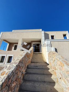 Detached home 450sqm for rent-Santorini
