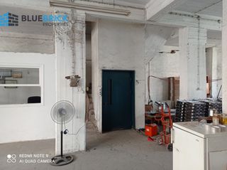 Επιχειρηματικό κτίριο 887 τ.μ. για πώληση, Πειραιάς, Αγία Σοφία-thumb-2