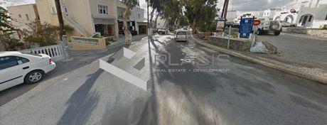 Επιχείρηση 50τ.μ. για πώληση-Σαντορίνη
