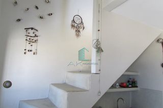 Βίλλα 200 τ.μ. για πώληση, Κυκλάδες, Σαντορίνη-thumb-12