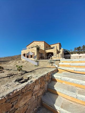 Μονοκατοικία 246 τ.μ. για πώληση, Κυκλάδες, Σύρος