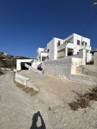 Συγκρότημα διαμερισμάτων 240 τ.μ. για πώληση, Κυκλάδες, Σύρος