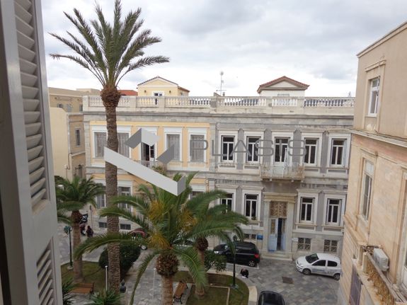 Μονοκατοικία 370 τ.μ. για ενοικίαση, Κυκλάδες, Σύρος