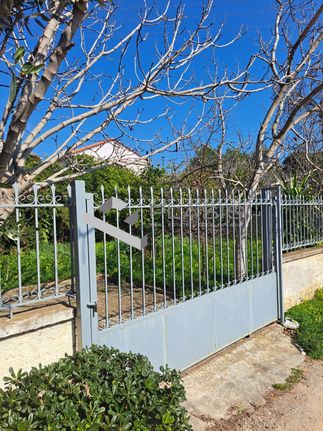 Οικόπεδο 240 τ.μ. για πώληση, Αθήνα - Ανατολικά Προάστια, Αρτέμιδα (λούτσα)