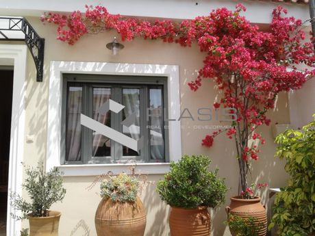 Detached home 375 sqm for sale