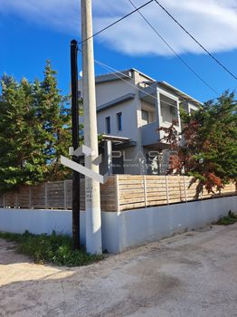 Μεζονέτα 170τ.μ. για ενοικίαση-Αρτέμιδα (λούτσα)