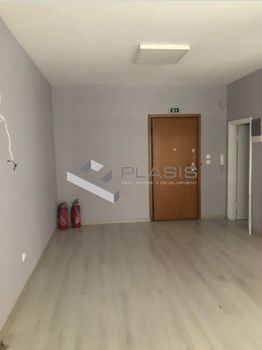 Store 74sqm for rent-Center