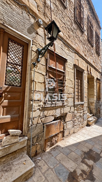 Μονοκατοικία 343 τ.μ. προς πώληση, Ερμούπολη