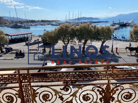 Επιχειρηματικό κτίριο 912τ.μ. για πώληση-Αίγινα