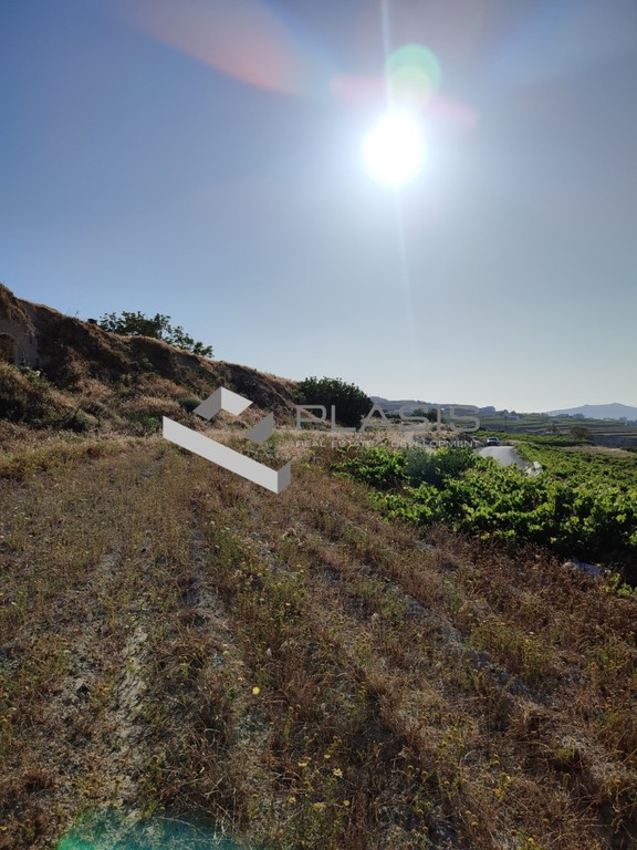 Οικόπεδο 8.200 τ.μ. προς πώληση, Θήρα