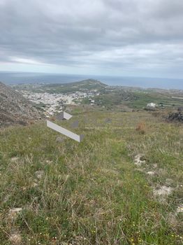 Αγροτεμάχια 10.905τ.μ. για πώληση-Σαντορίνη