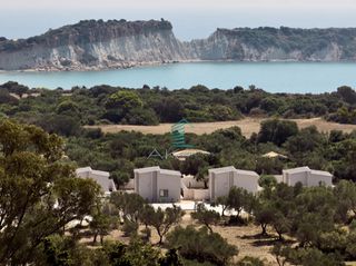 Συγκρότημα διαμερισμάτων 260 τ.μ. για πώληση