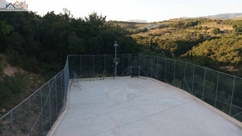 Συγκρότημα διαμερισμάτων 195 τ.μ. προς πώληση, Τρικόρυφο