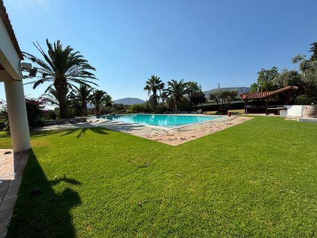 Detached home 300sqm for sale-Markopoulo