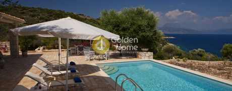 Hotel 420sqm for sale-Meganisi » Katomeri