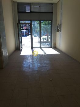 Store 62sqm for rent-Kalithea » Centre