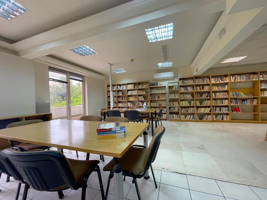 Γραφείο 410 τ.μ. πρός πώληση, Αθήνα - Κέντρο, Κέντρο