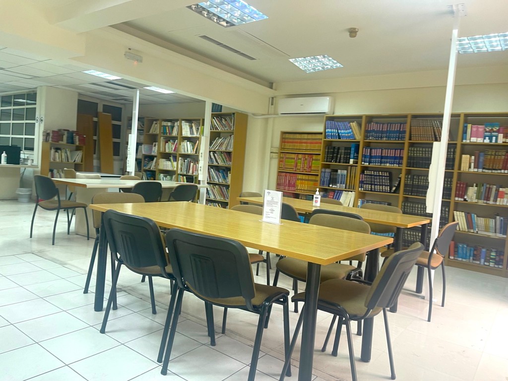 Γραφείο 410 τ.μ. πρός πώληση, Αθήνα - Κέντρο, Κέντρο