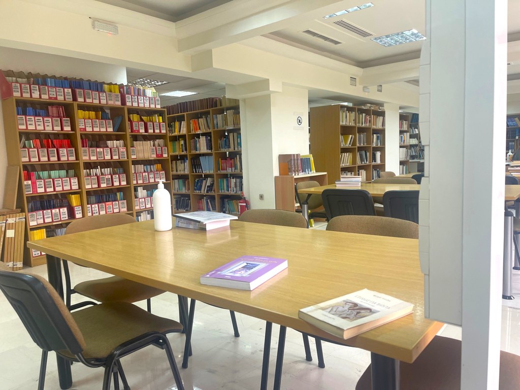Γραφείο 410 τ.μ. πρός πώληση, Αθήνα - Κέντρο, Κέντρο
